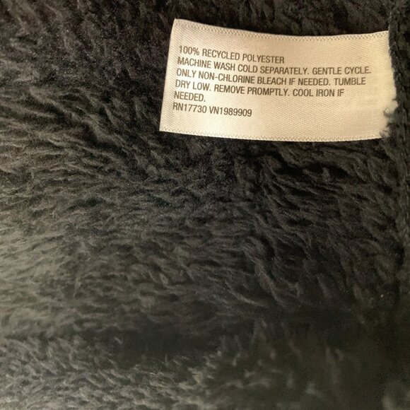 All In Motion Pullover Black 1/2 Zip High Pile Fleece NWT - Picture 6 of 9